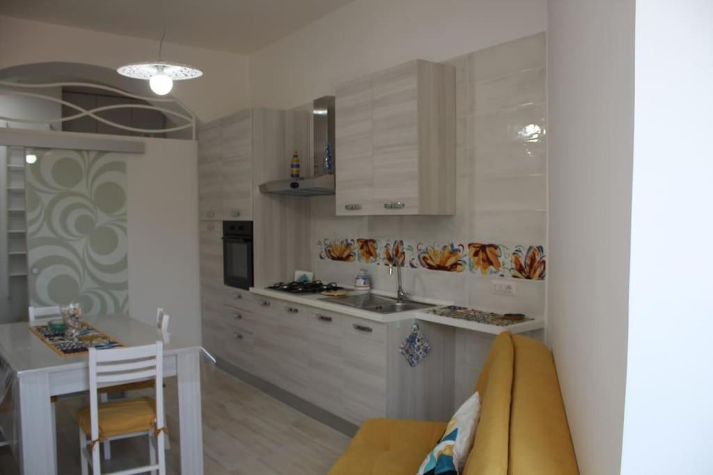 Verdemare Charming Accommodation In Vietri Sul Mare - Amalfi Coast المظهر الخارجي الصورة